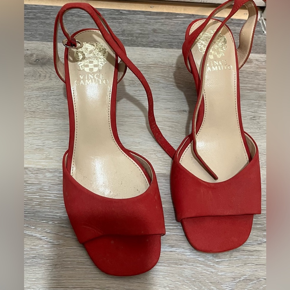 New Vince Camuto thin heels